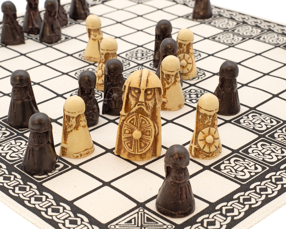 The Viking Game (Hnefatafl)