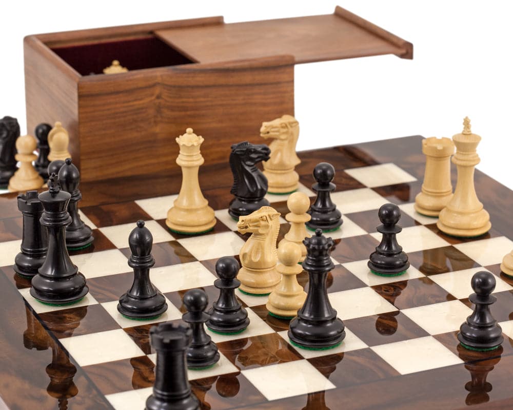 Highclere Ebony and Walnut Luxury Chess Set (Hover Image)